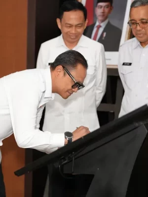 Penandatangan Pakta Integritas Ditjenim Penandatangan Pakta Integritas Ditjenim